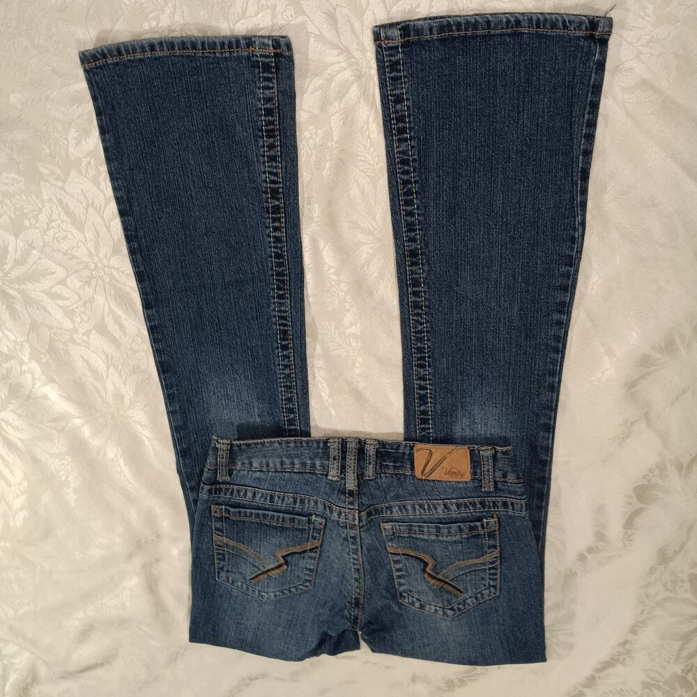 Vanity Kennedy Jeans Womens 26W/33L Lowrise Bootcut Flare Y2K